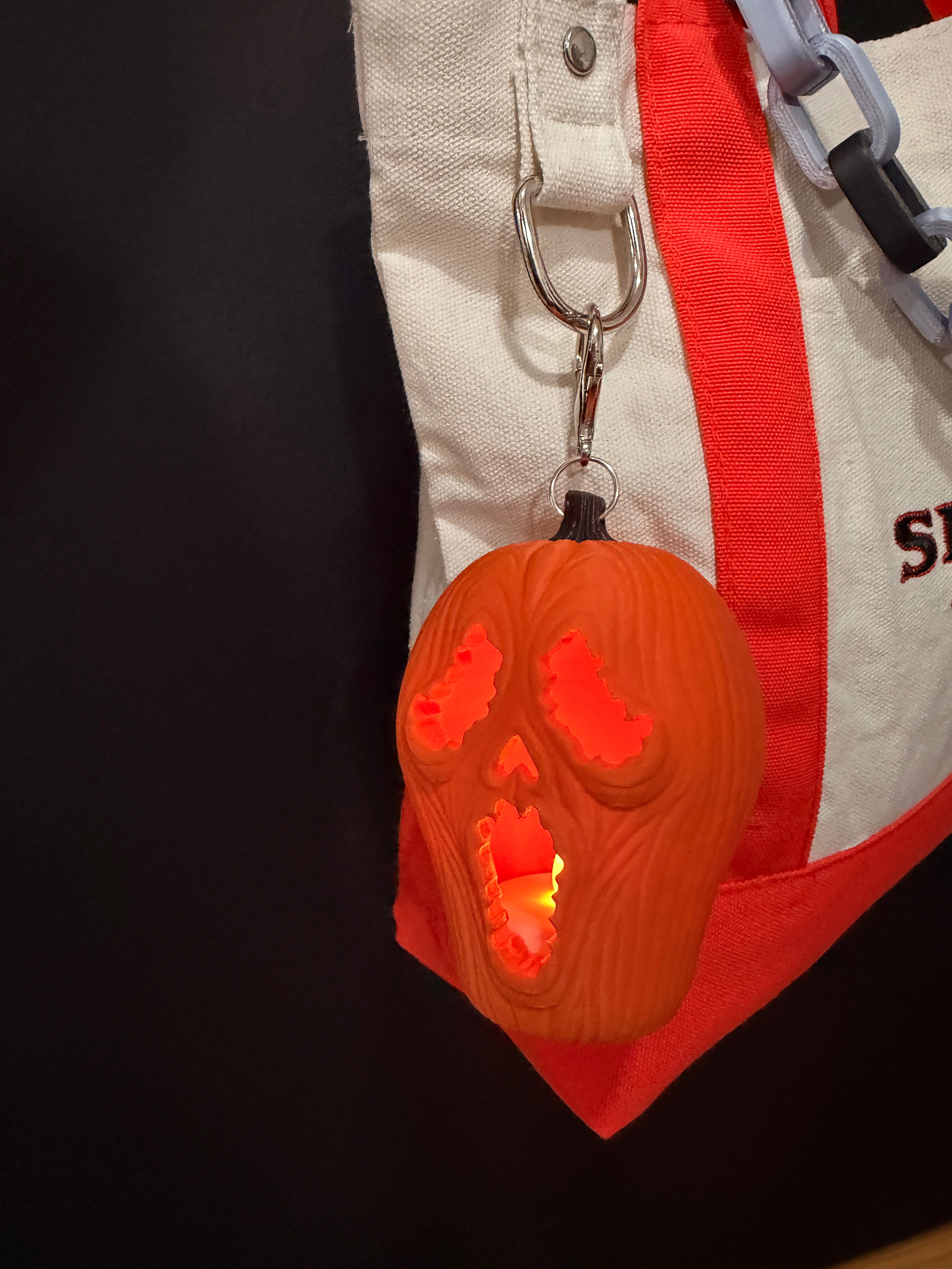 The Screaming Lantern™ Light-Up Bag Charm